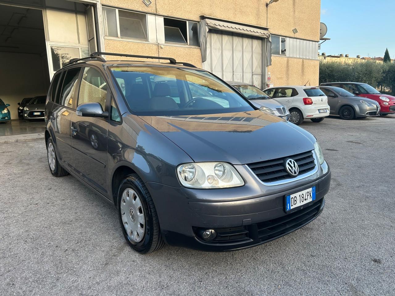 Volkswagen Touran 1.9 TDI 105CV 7 Posti Gancio Traino
