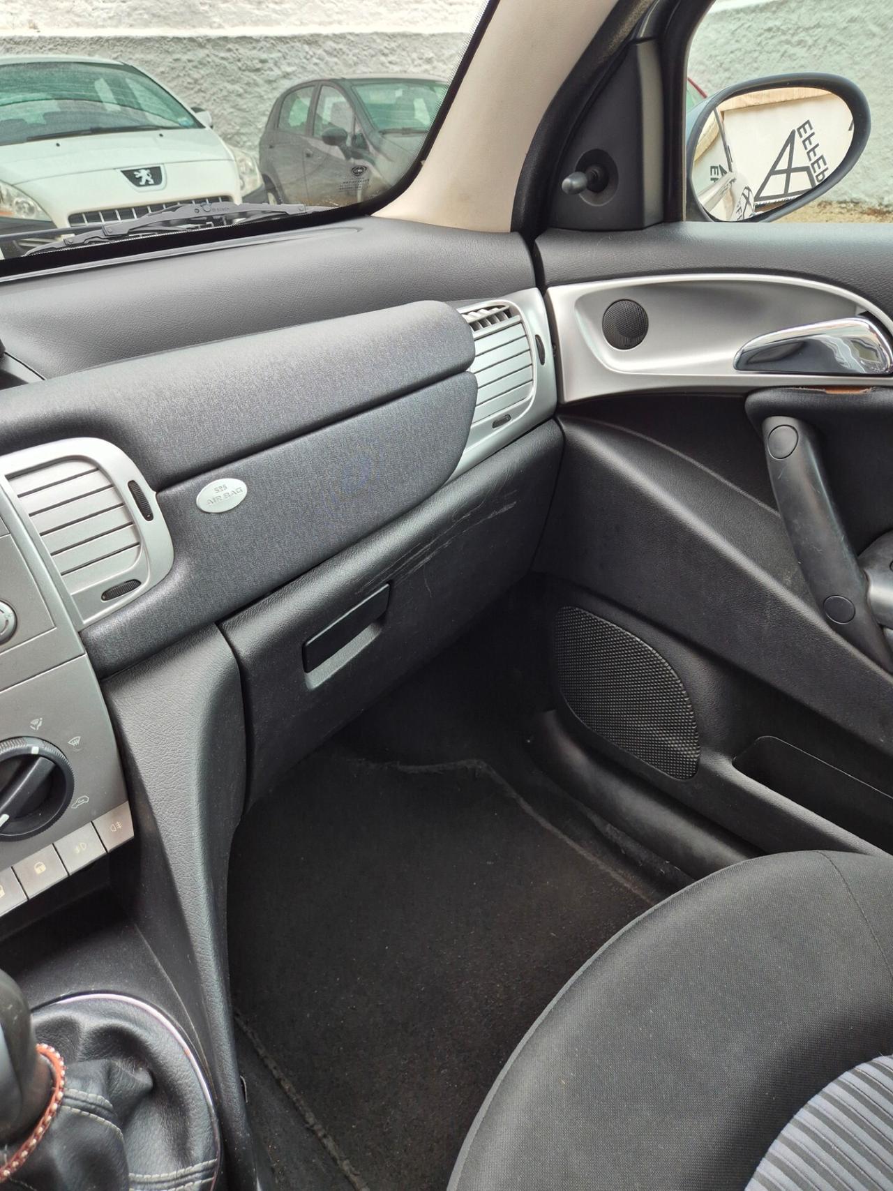 Lancia Ypsilon 1.3 Multijet
