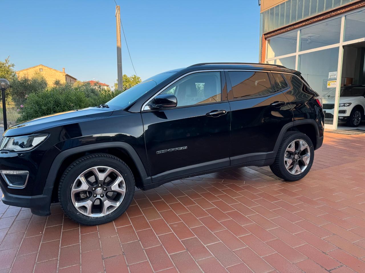 Jeep Compass 1.6 Multijet limited da 190 euro al mese 1 anno di garanzia