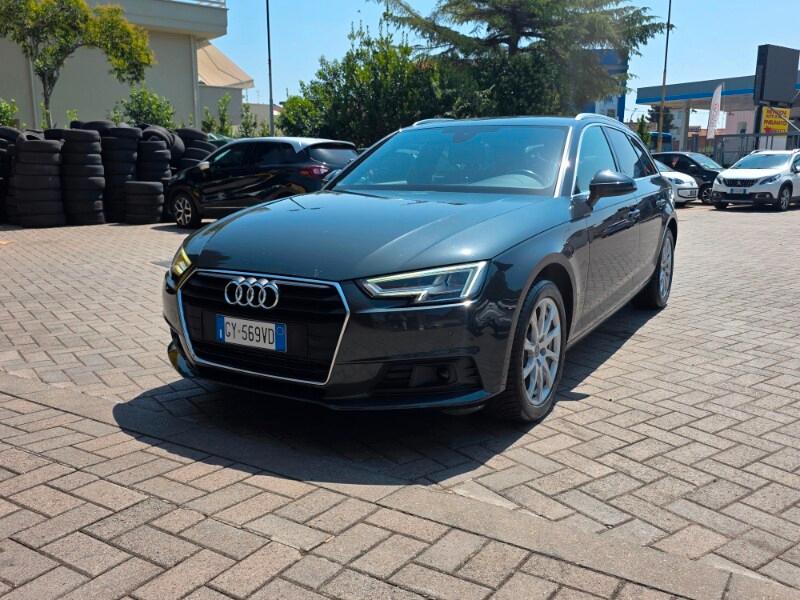 AUDI A4 5ª serie A4 Avant 2.0 TFSI g-tron S li...