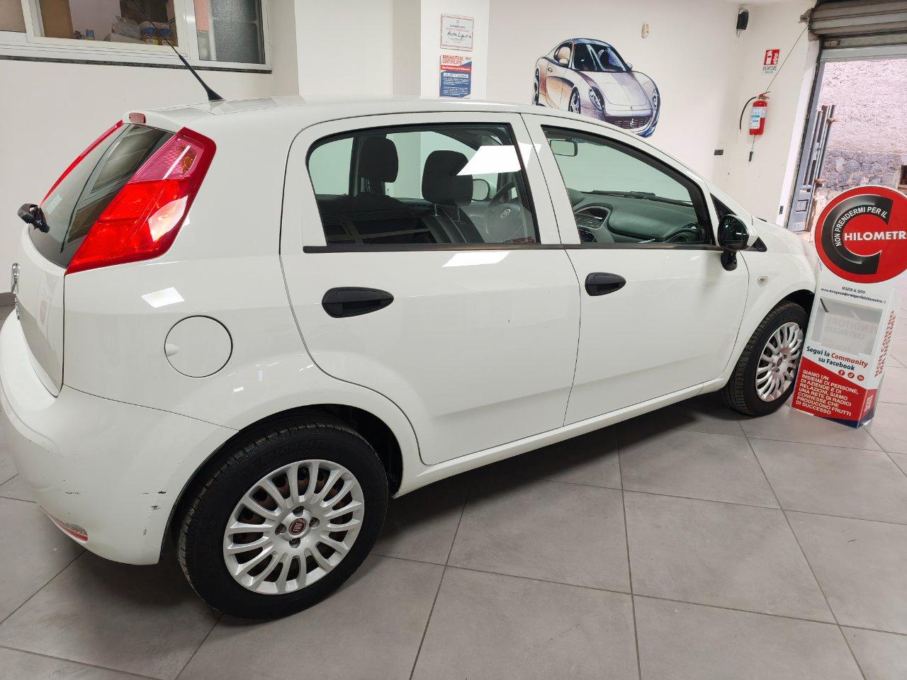 Fiat Punto 5 Porte Punto 5p 1.4 easypower Street Gpl E6 LEGGI
