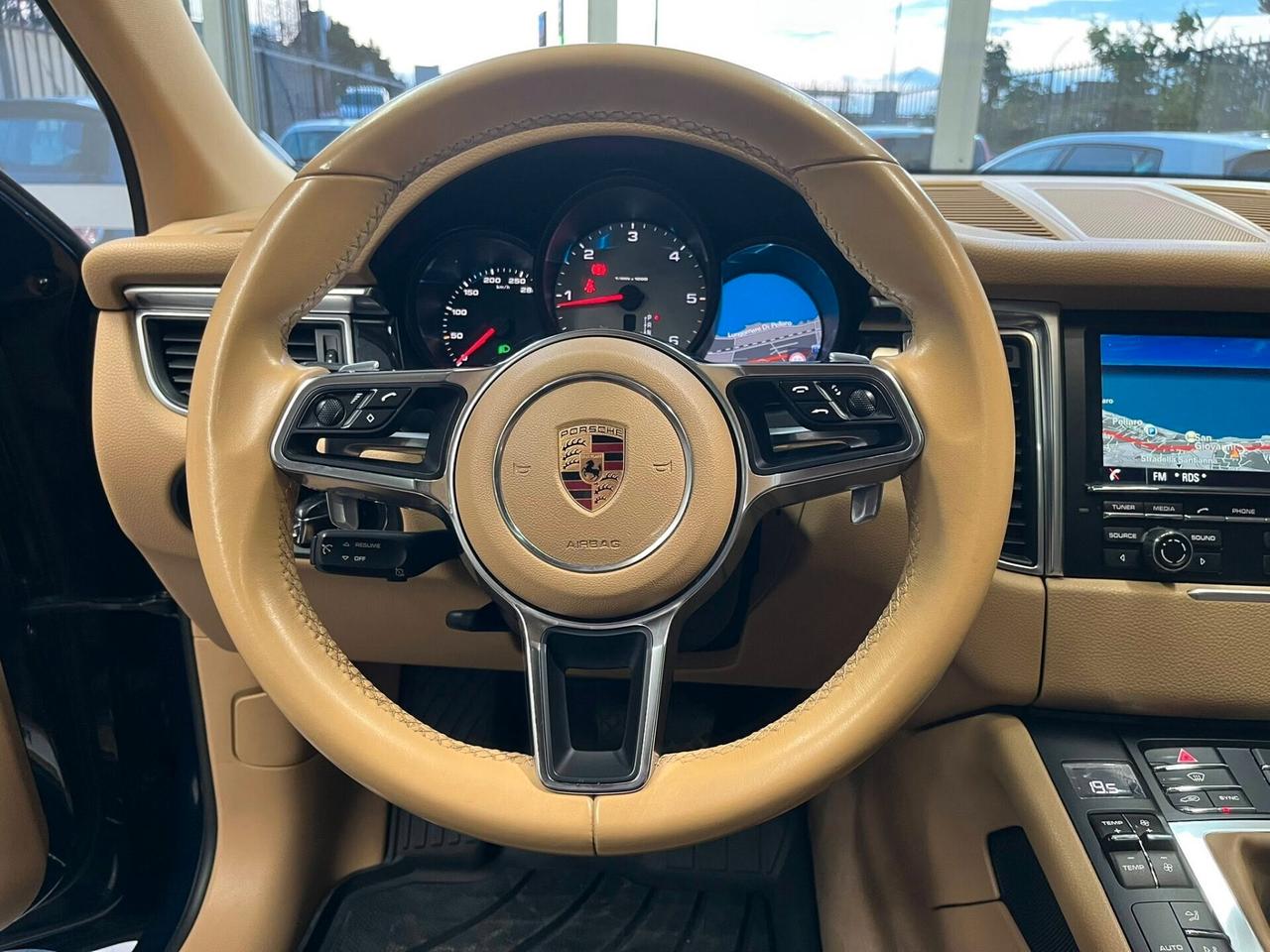 Porsche Macan 3.0 S Diesel Tetto