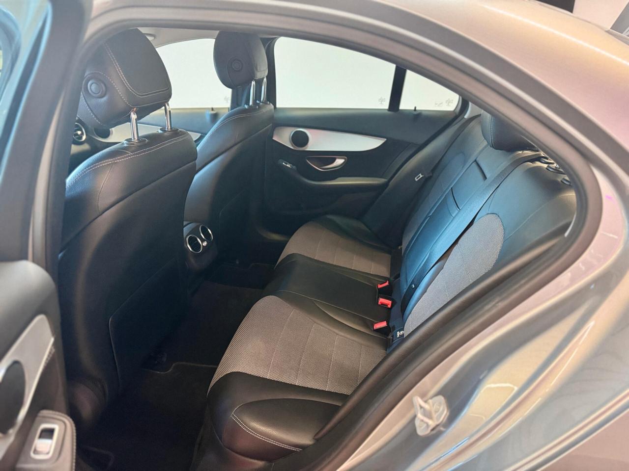 Mercedes-benz C 250 d 4Matic Automatic Sport