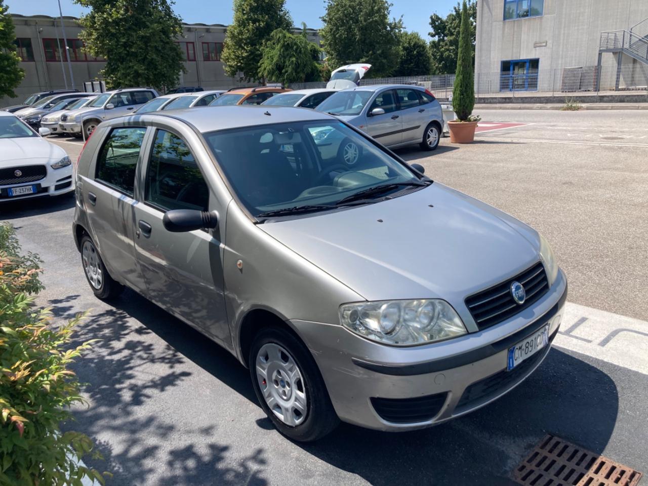 FIAT PUNTO 1.2 BENZINA 5 PORTE (KM 70.697)