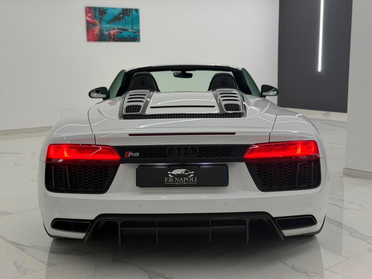 Audi R8 Spyder 5.2 FSI quattro S tronic