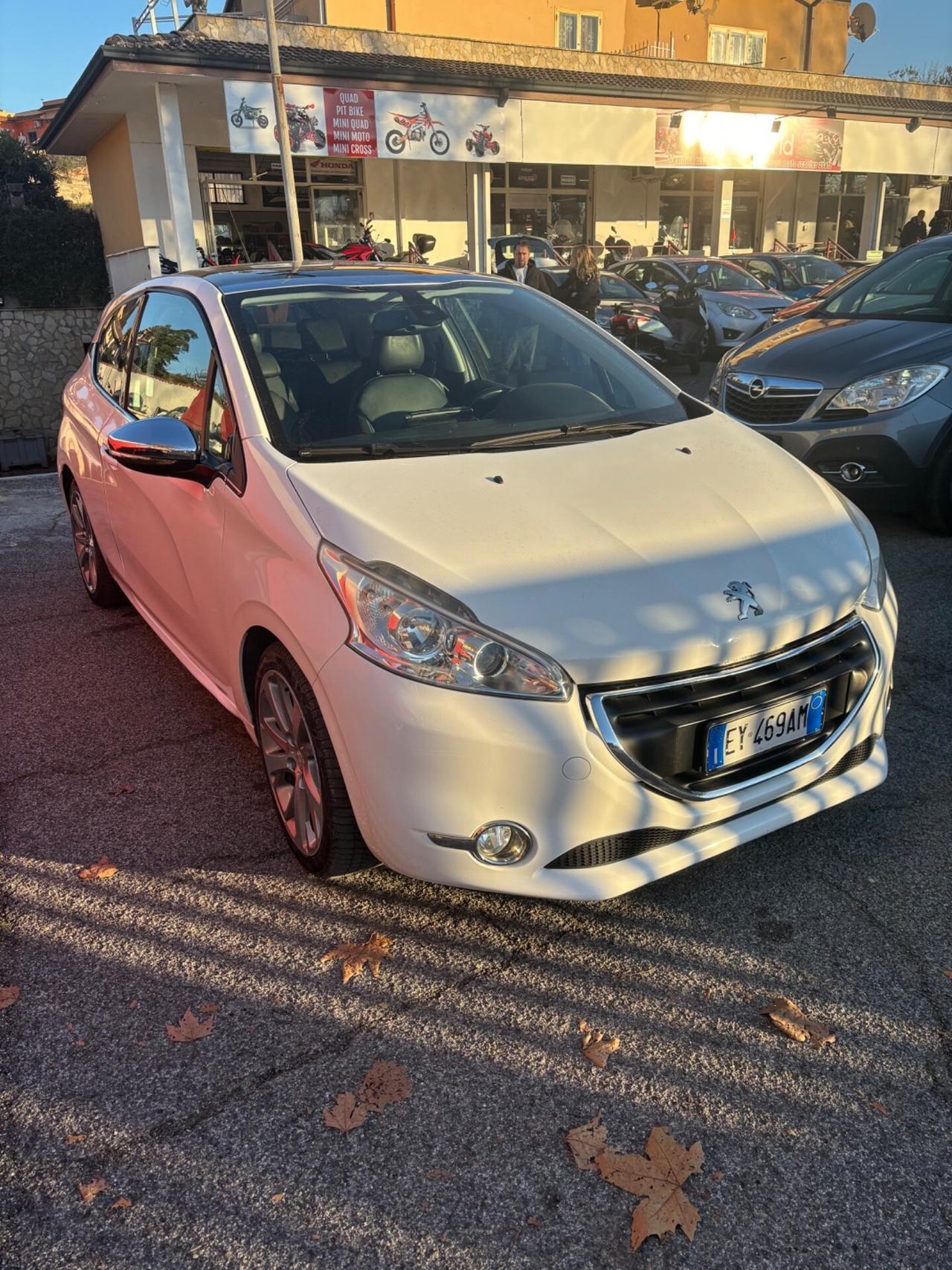 Peugeot 208 BlueHDi 2014