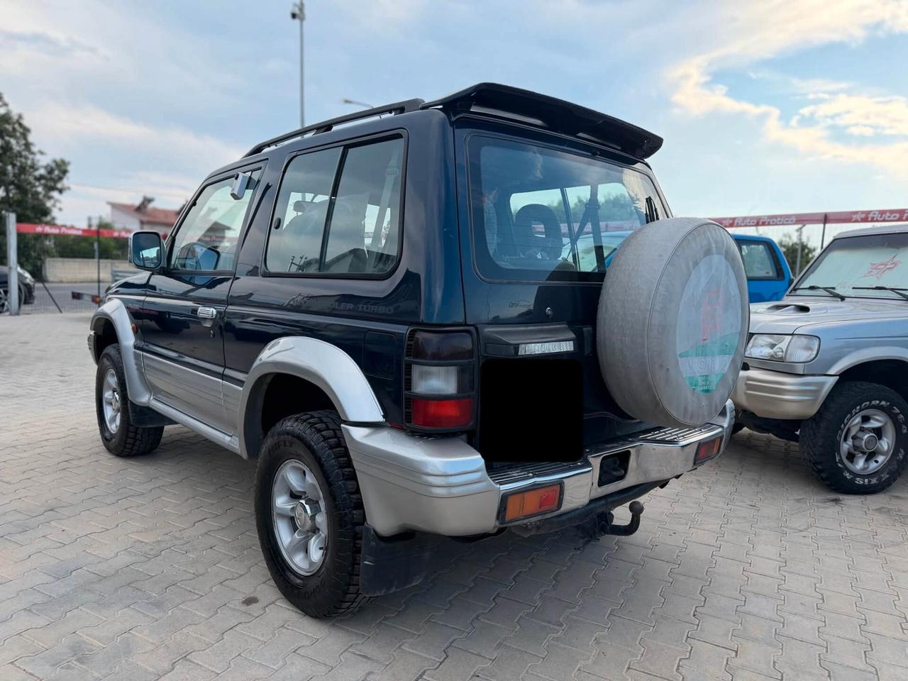 Mitsubishi Pajero 2.5 TDI Metal-top GLS Target con gancio di traino Ellebi