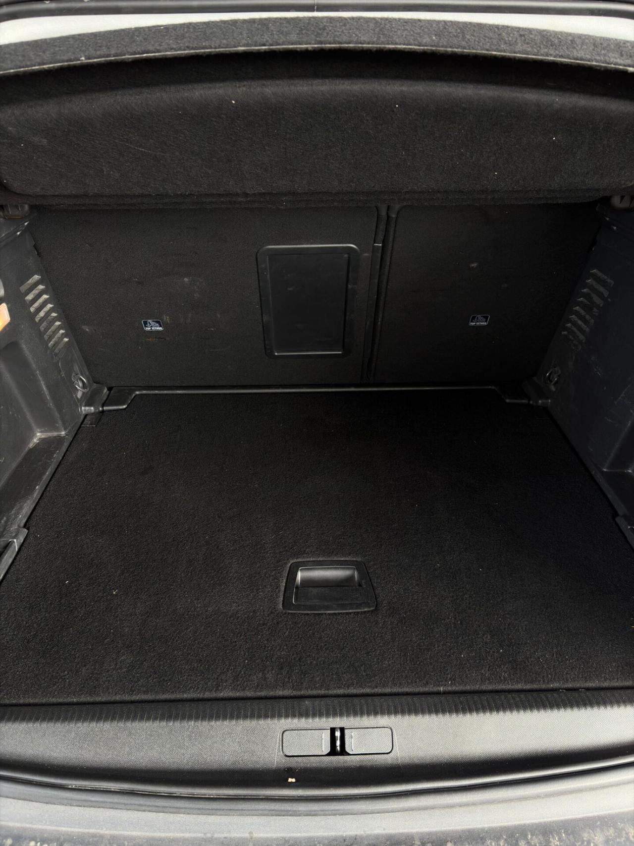 Peugeot 3008 HDi 130 S&S EAT8 Allure