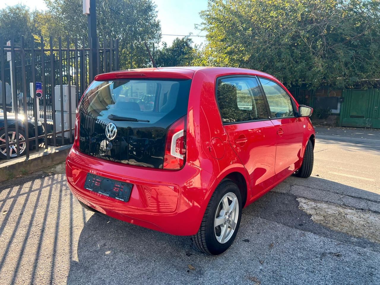 Volkswagen up! 1.0 75 CV 5p. move