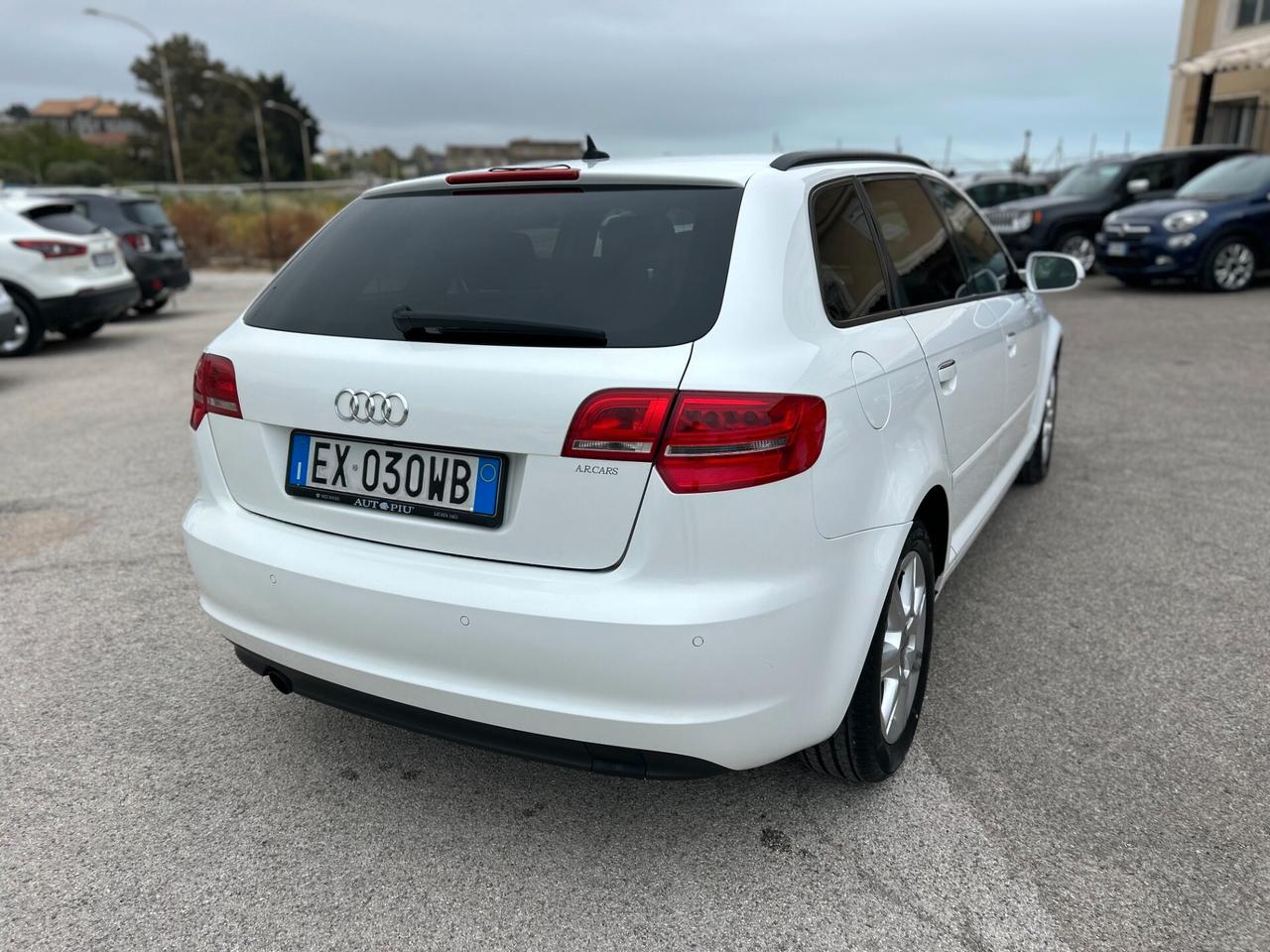 Audi A3 SPB 2.0 TDI 140cv S tronic Attraction