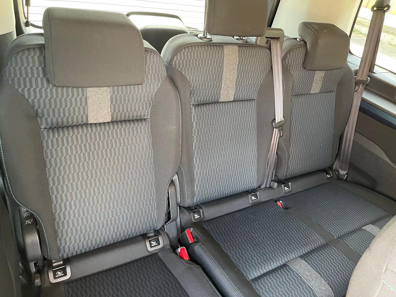 Peugeot Traveller 2.0 Blue HDI Active #10681