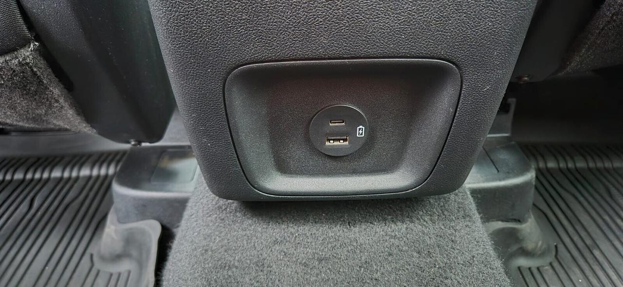 Ford Kuga 1.5EcoBlue 120CV 2WD Tit.-Garanzia 2anni