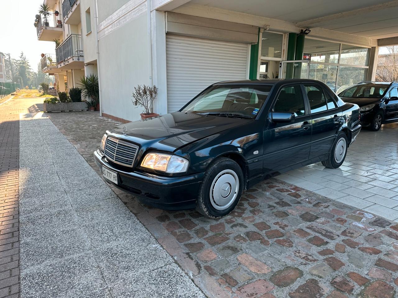 Mercedes-benz C 220 D Classic