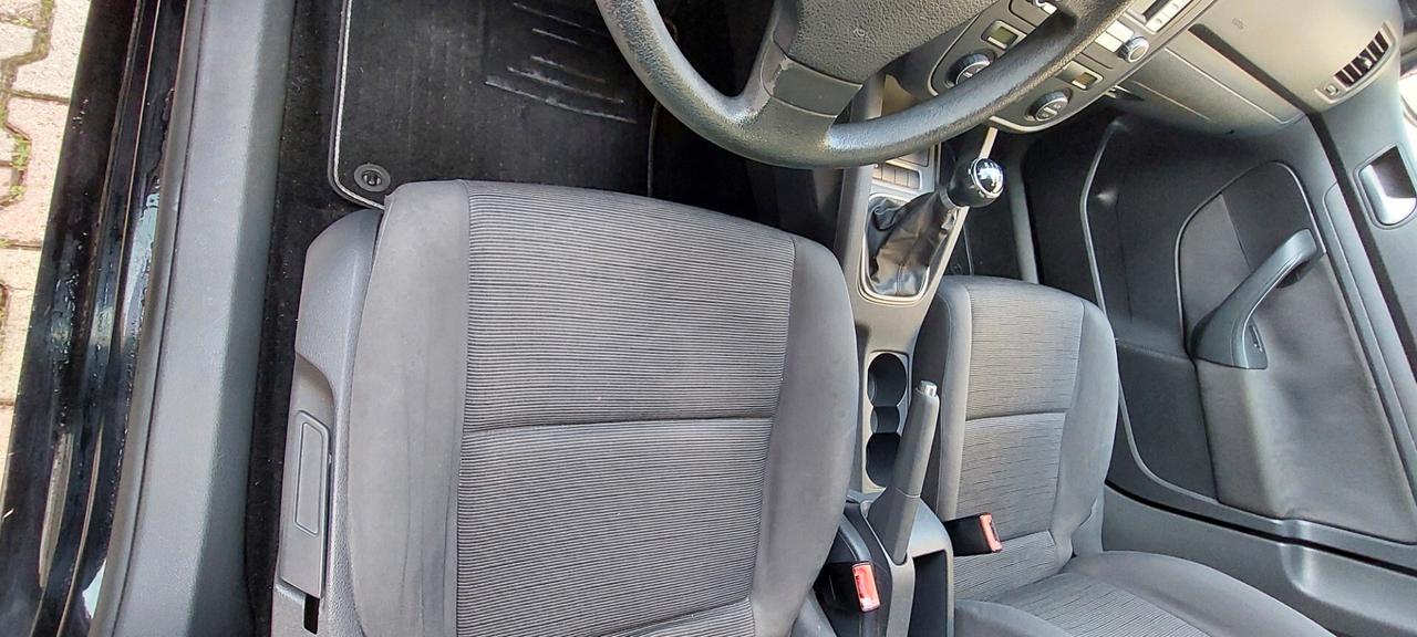 GOLF 1,9 TURBODIESEL 105 CV X NEOPATENTATI COMFORTLINE LEGA GOMME NUOVE IMPECCABILE