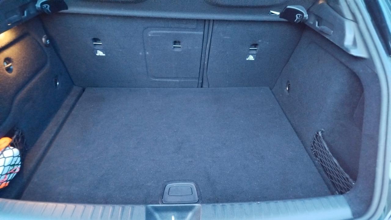 Mercedes-benz GLA 200 CDI Premium Amg