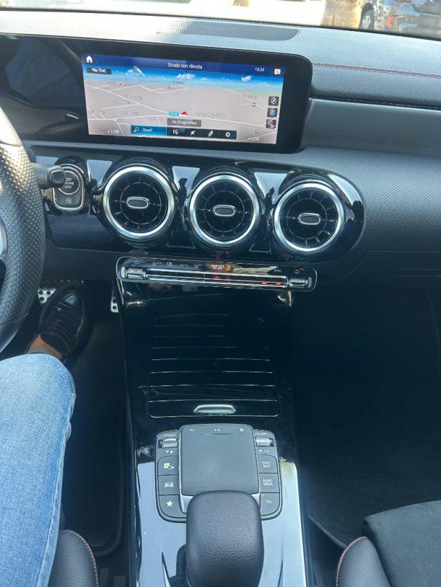 MERCEDES-BENZ CLA 220 d Automatic AMG Premium