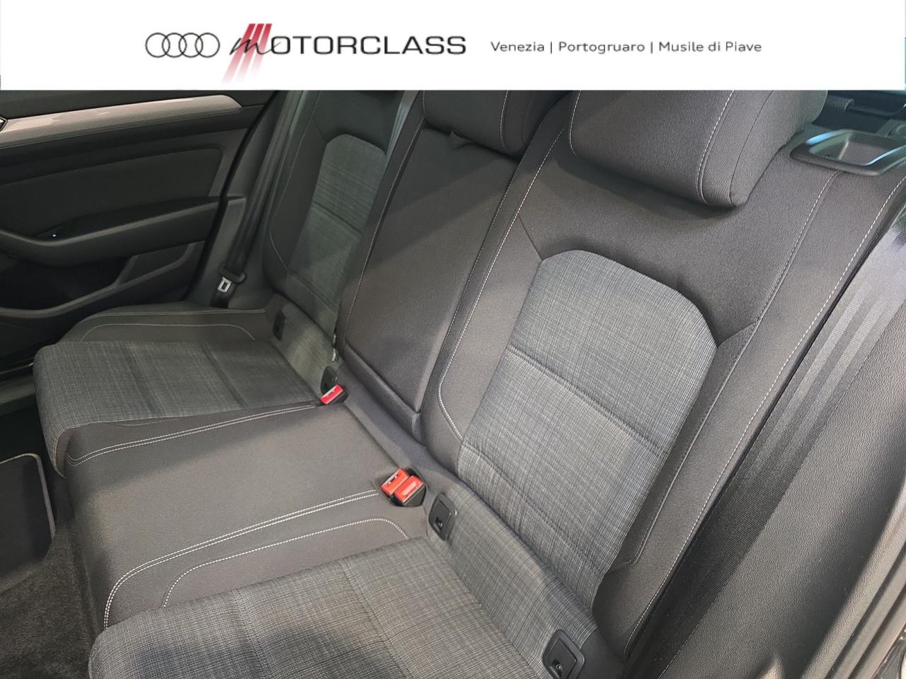 Volkswagen Passat variant 2.0 tdi scr evo 150cv executive dsg