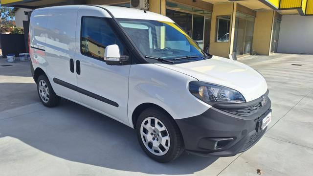 FIAT Doblo Doblò 1.4 T-Jet Natural Power PC-TN 3posti N°FT691