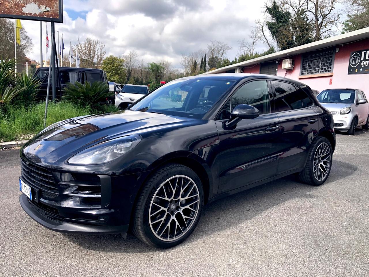 Porsche Macan 2.0 RS Black Series Tetto Gancio Traino Sport SC Permute Rate Finanziamenti