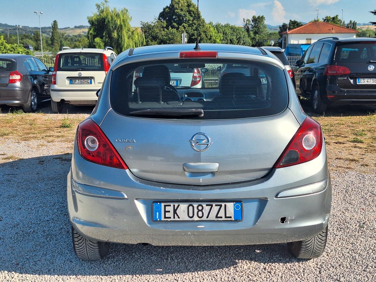 Opel Corsa 2013 1.2 85CV 3 porte GPL €5 24/25€ FA 450KM OCCASIONE