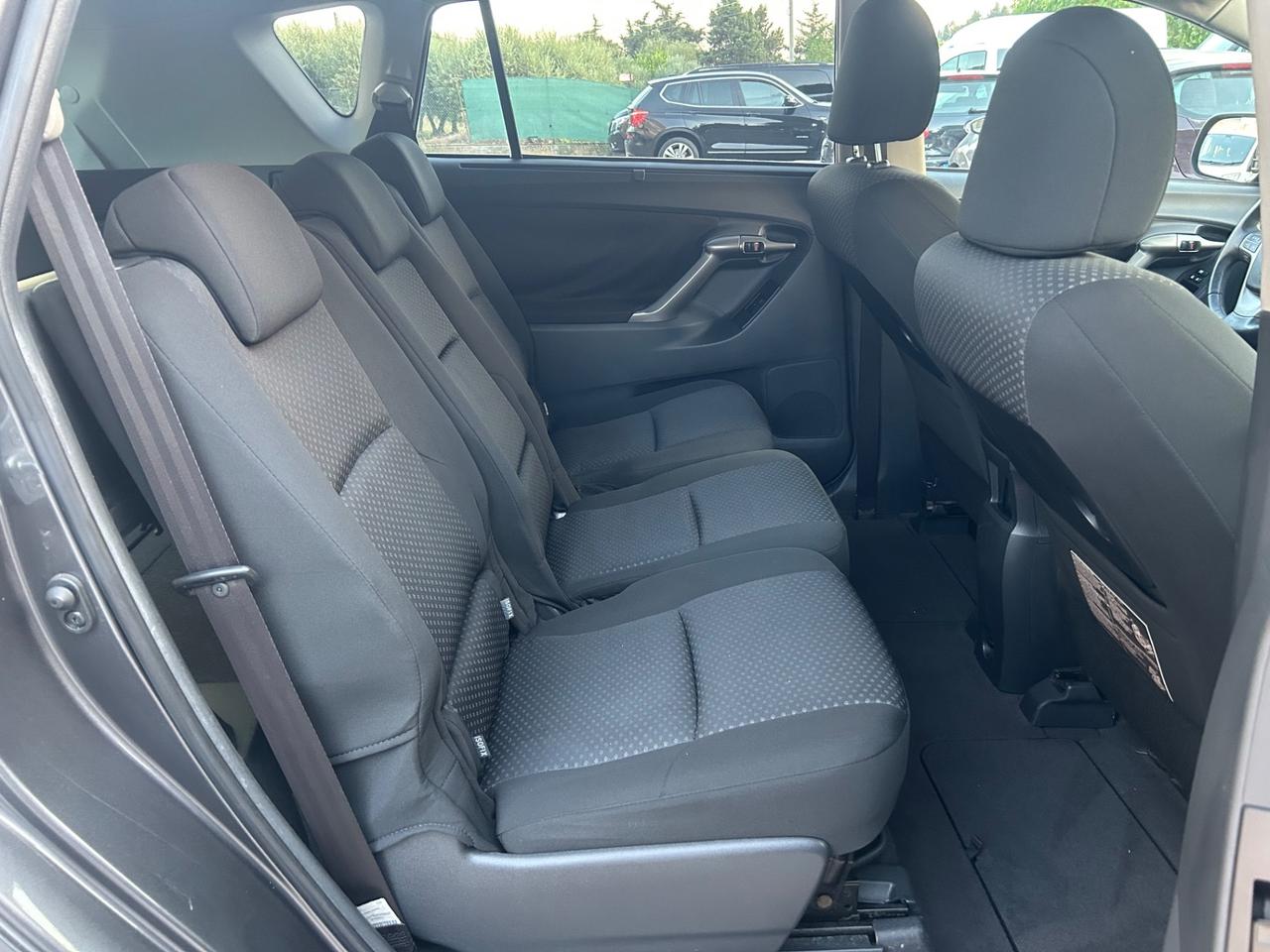 Toyota Verso 2.0 D tetto panoramico Euro5