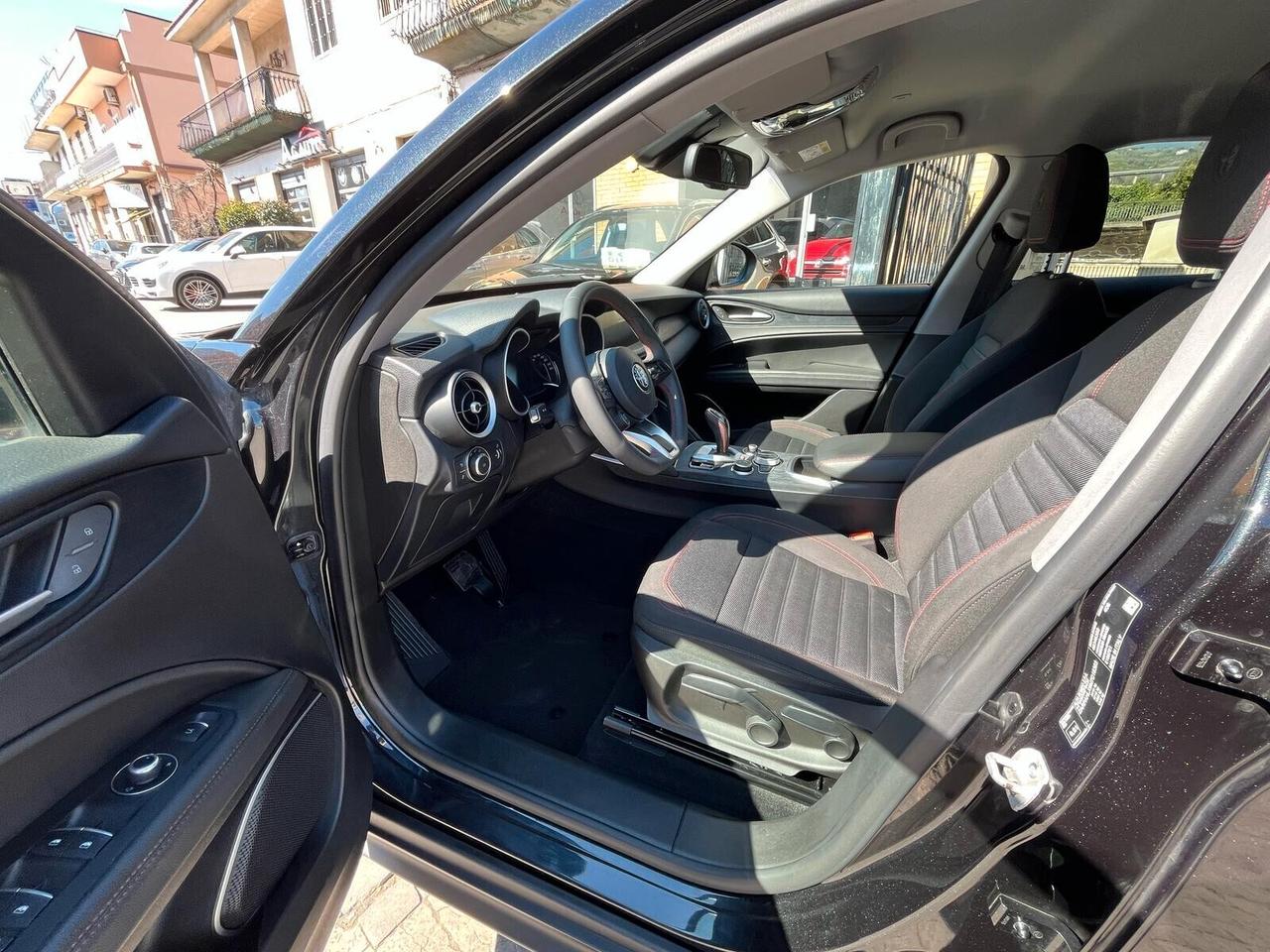 Alfa Romeo Stelvio 2.2 Turbodiesel 190 CV AT8 Q4 Business