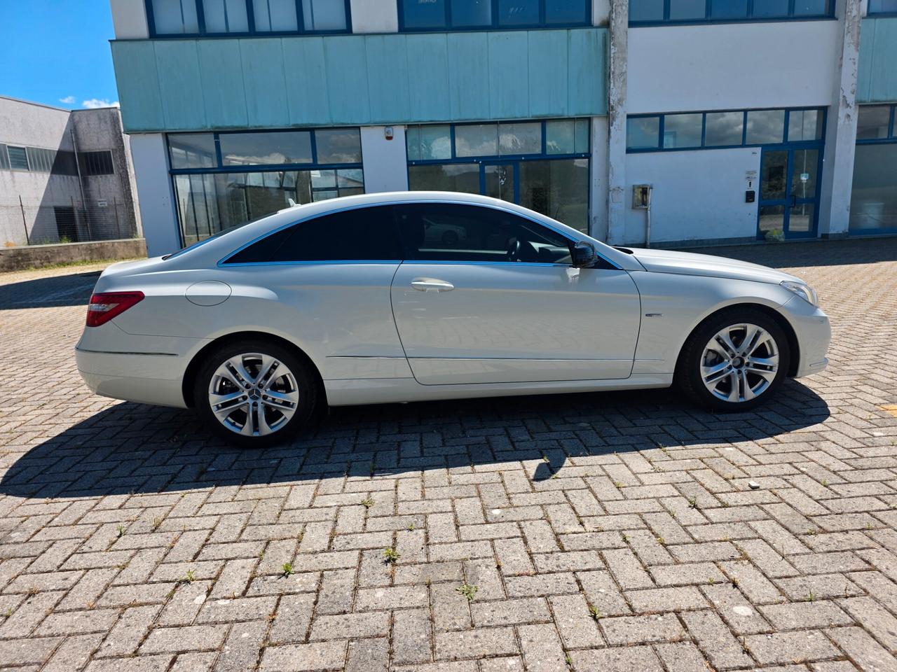 Mercedes-benz E 220 CDI Coupé Executive