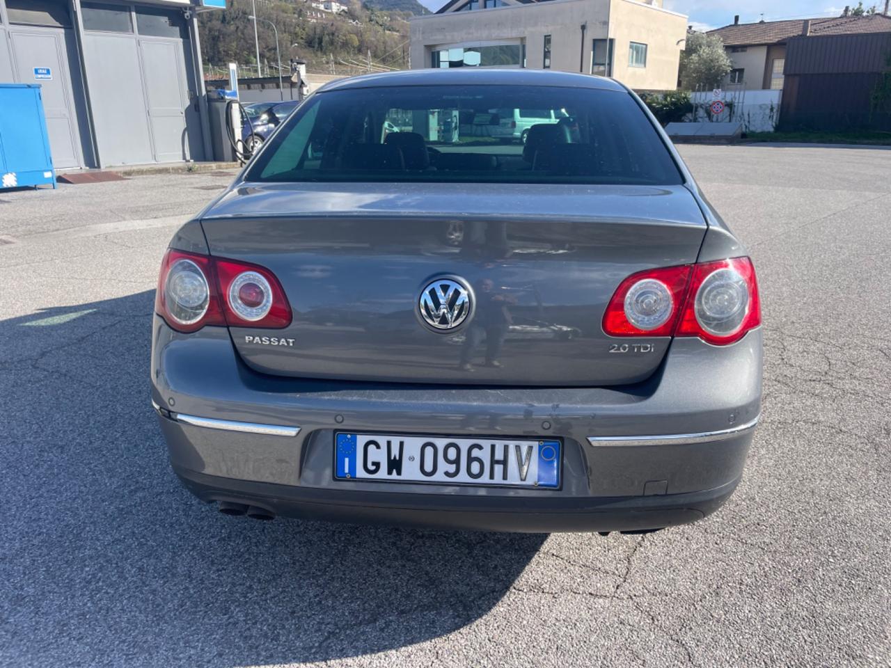 Volkswagen Passat 2.0 TDI DPF Highline
