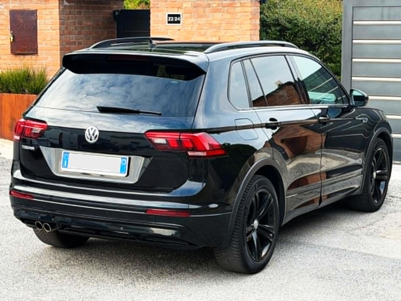 VW Tiguan1.6TDi115cv R-line-189.000KM-Garanzia-2019