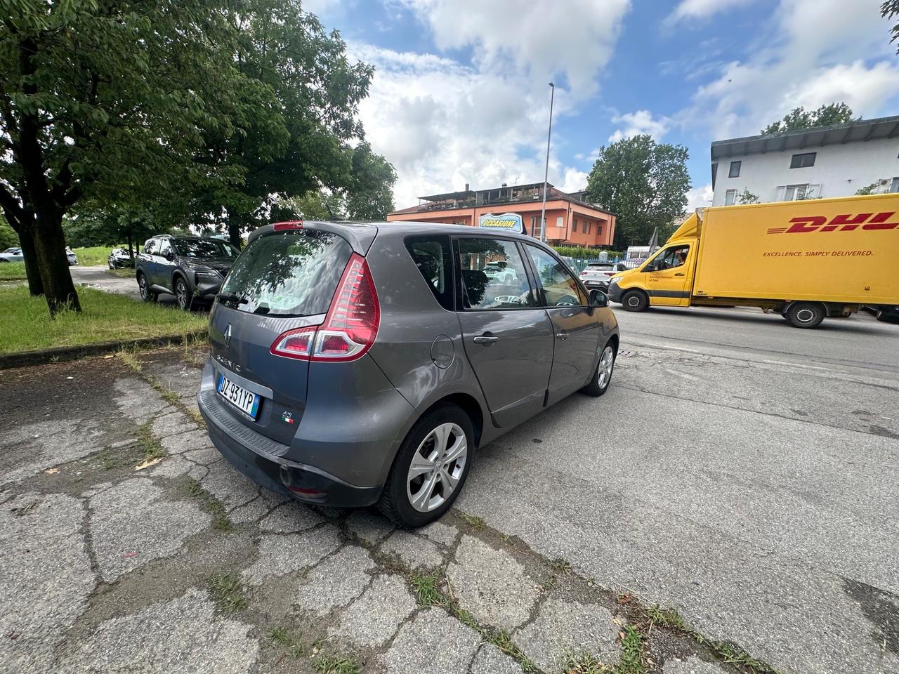 Renault Scenic Scénic X-Mod 1.5 dCi 110CV Luxe