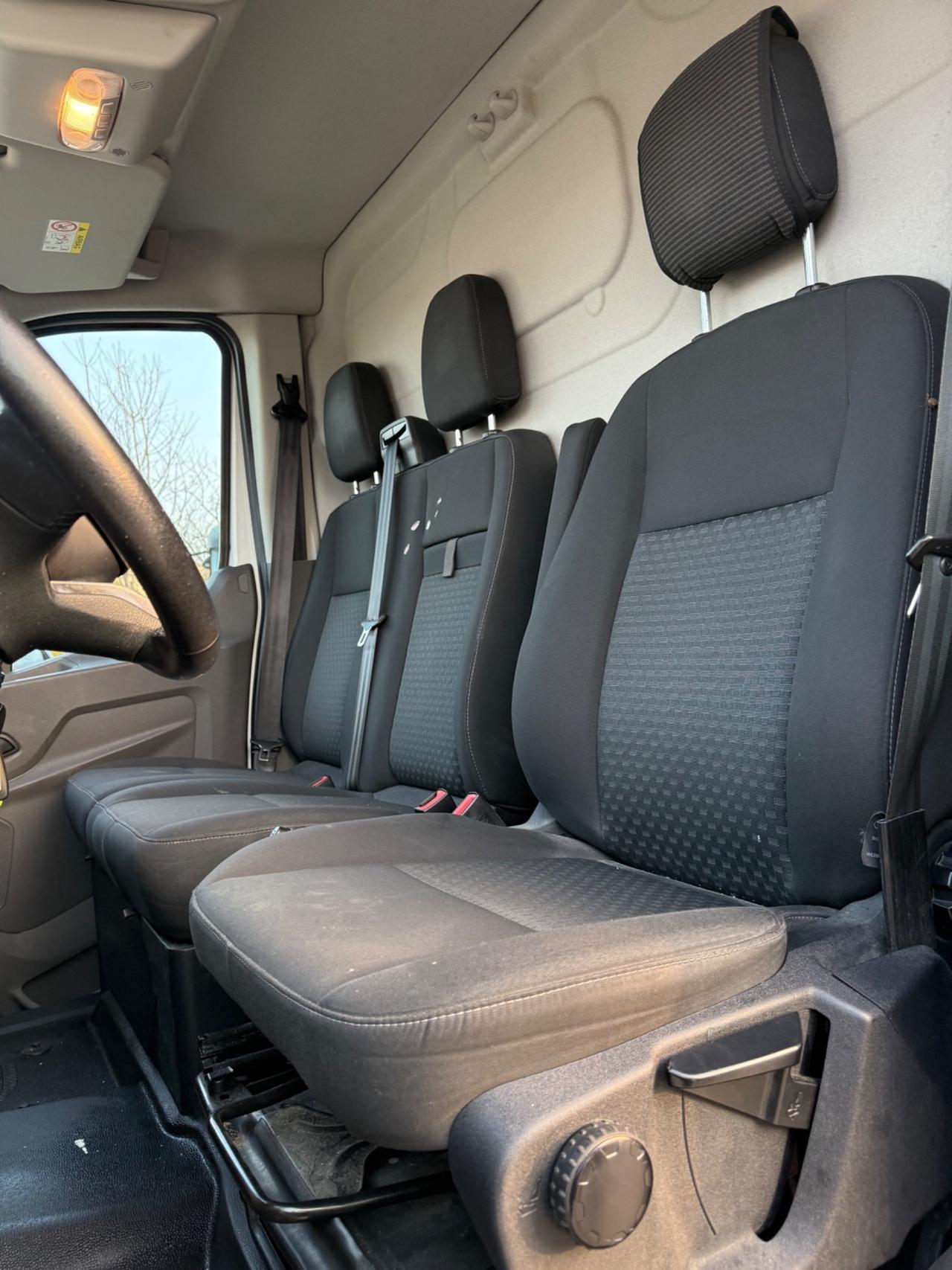 Ford transit L4 passo lungo