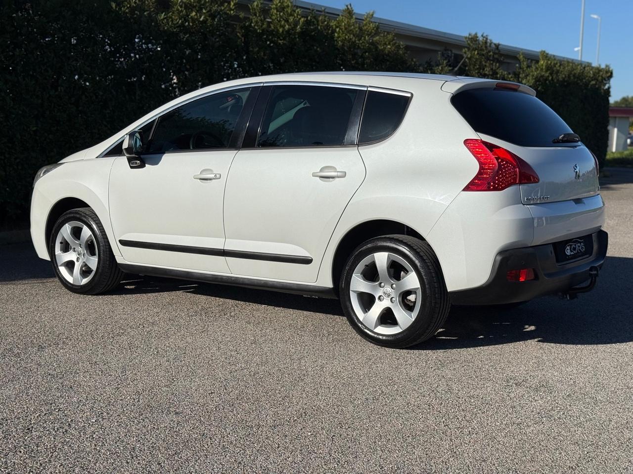 Peugeot 3008 1.6 HDi 115CV Business