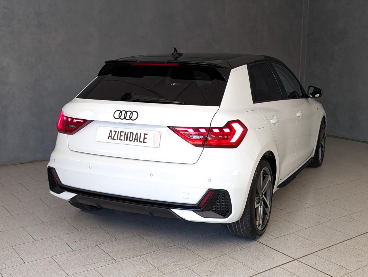Audi A1 30 TFSI 116cv Adrenalin Black Edition S line