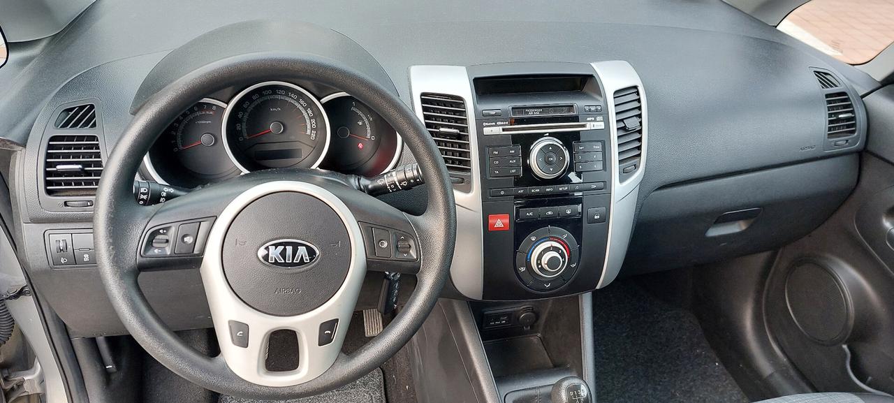 Kia Venga 1.4 CVVT Cool