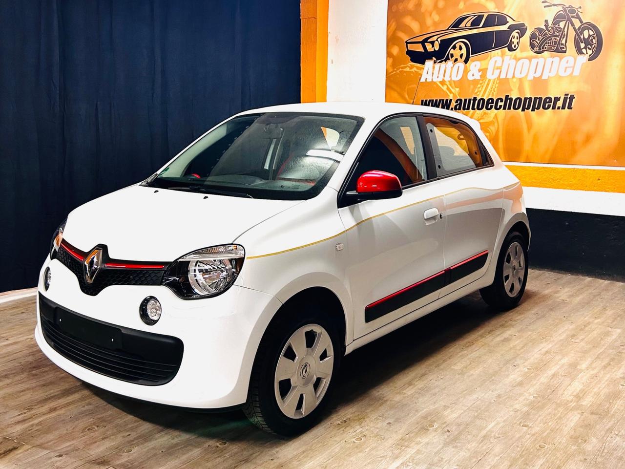 RENAULT TWINGO SCe BIANCA 1.0 BENZINA CON SOLI 40.219 KM.
