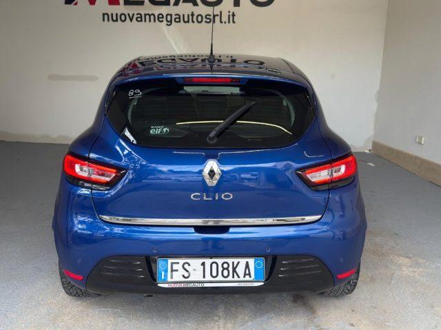RENAULT Clio dCi 8V 75 CV 5 porte Moschino Intens