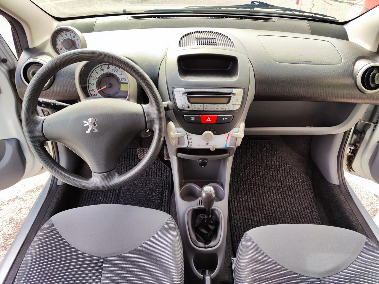 Peugeot 107 1.0 68CV 5 porte NEOPATENTATI