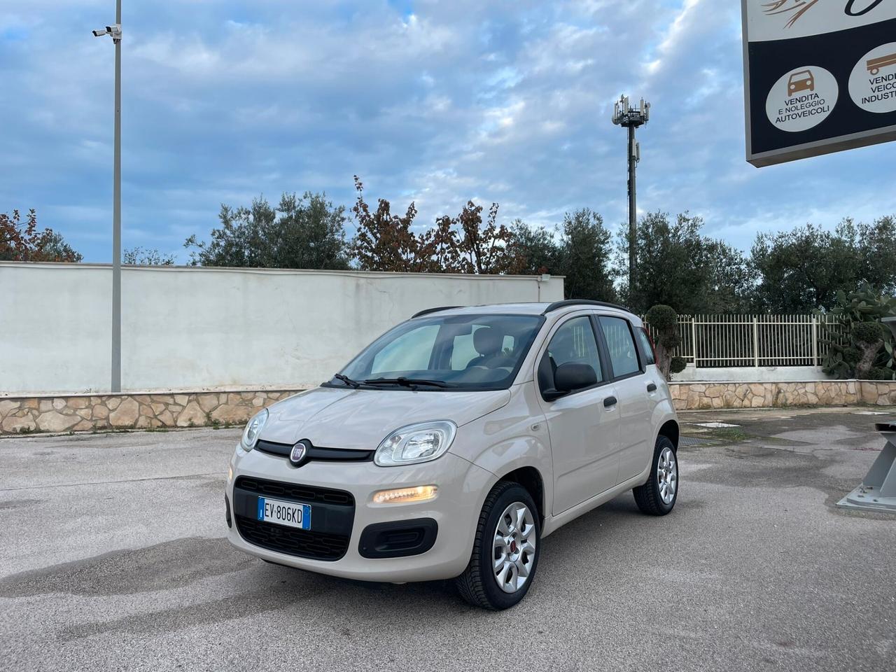 FIAT PANDA 0.9 TwinAir Turbo Natural Power Lounge