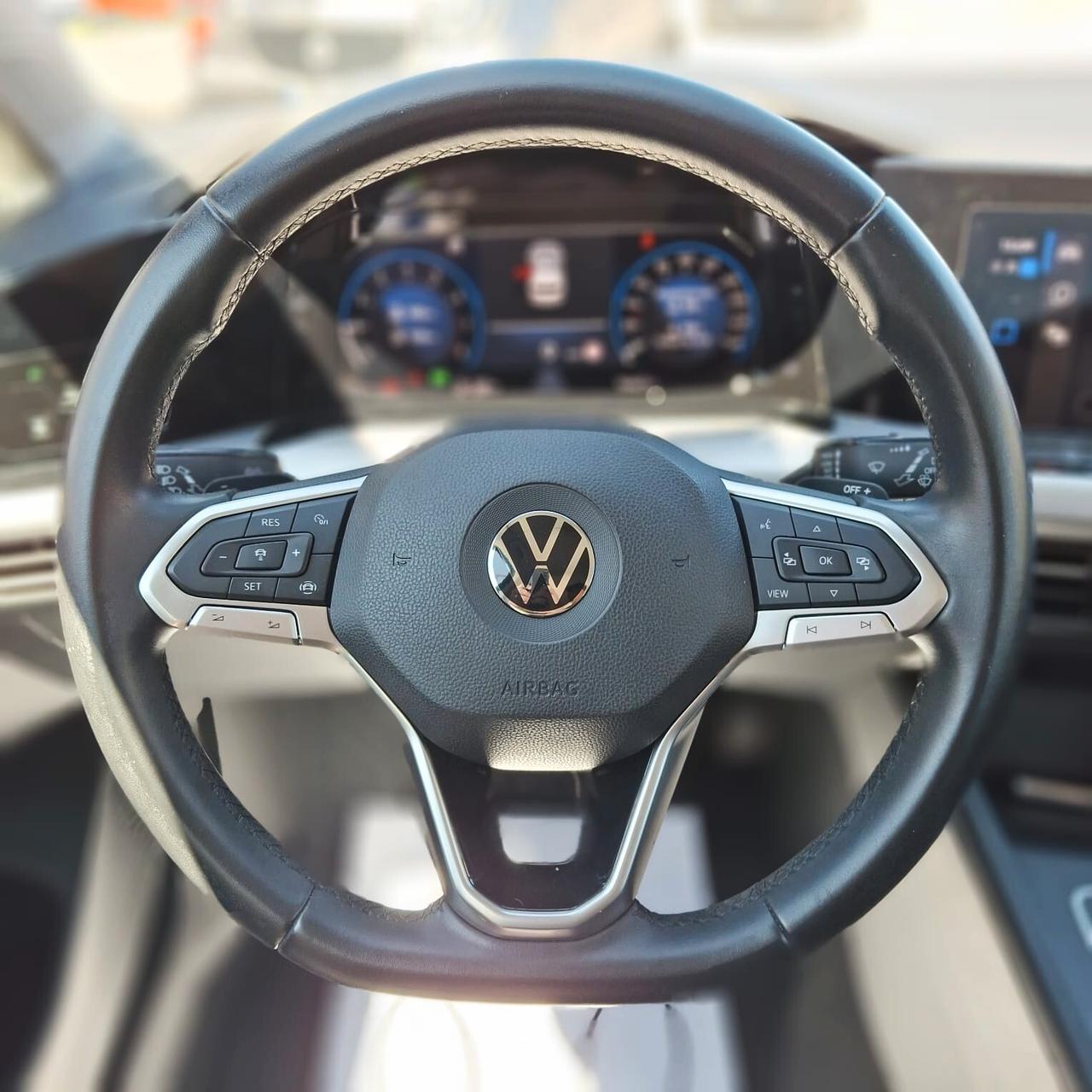 Volkswagen Golf 1.5 TGI DSG Life