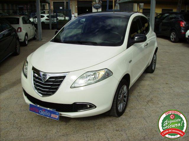 LANCIA Ypsilon 0.9 TwinAir 85 CV 5 porte Metano Ecochic Gold