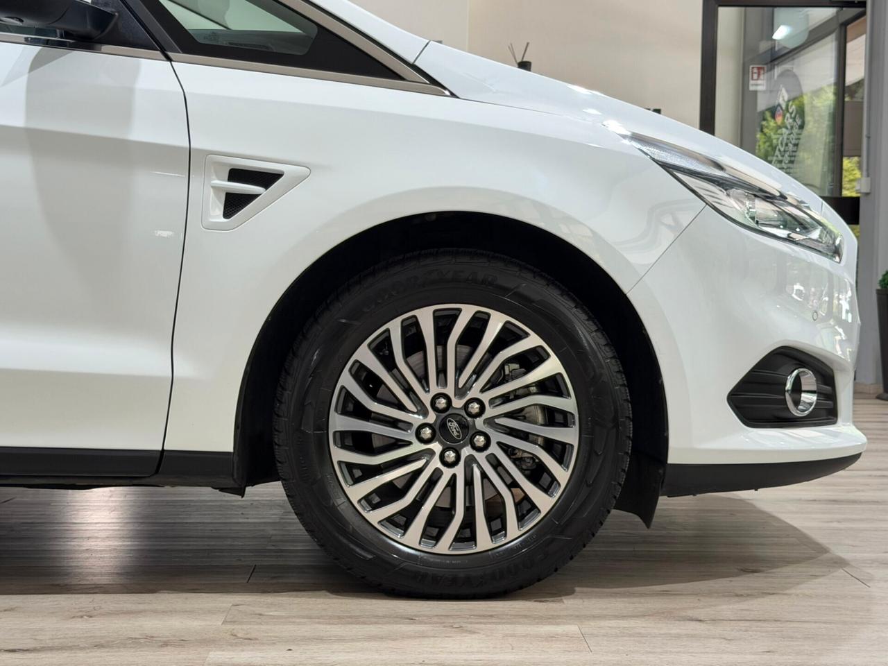 FORD S-MAX 2.0 150cv BUSINESS 115.000km 2019