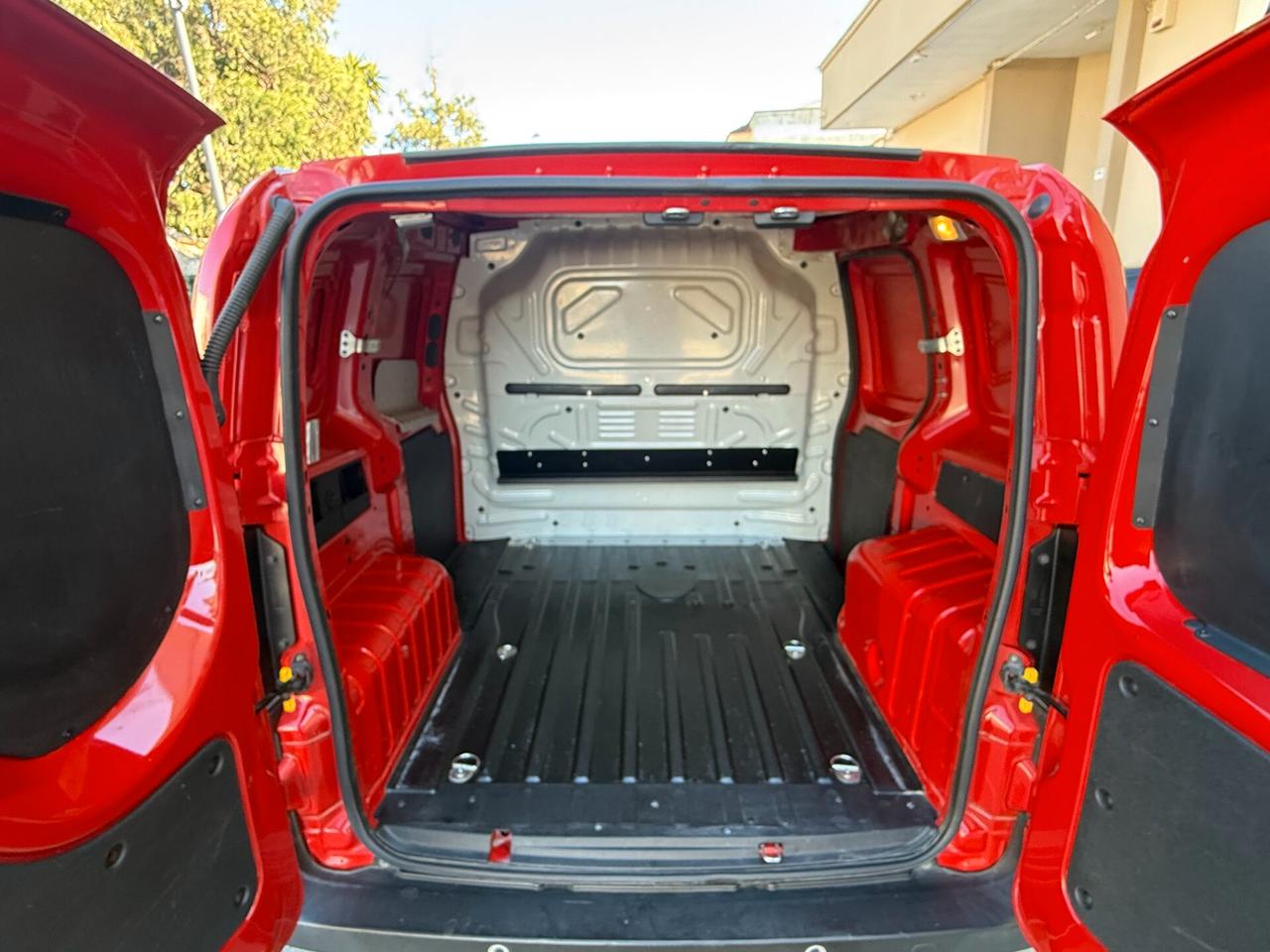 Fiat Fiorino 1.3 MJT 95CV Cargo Adventure