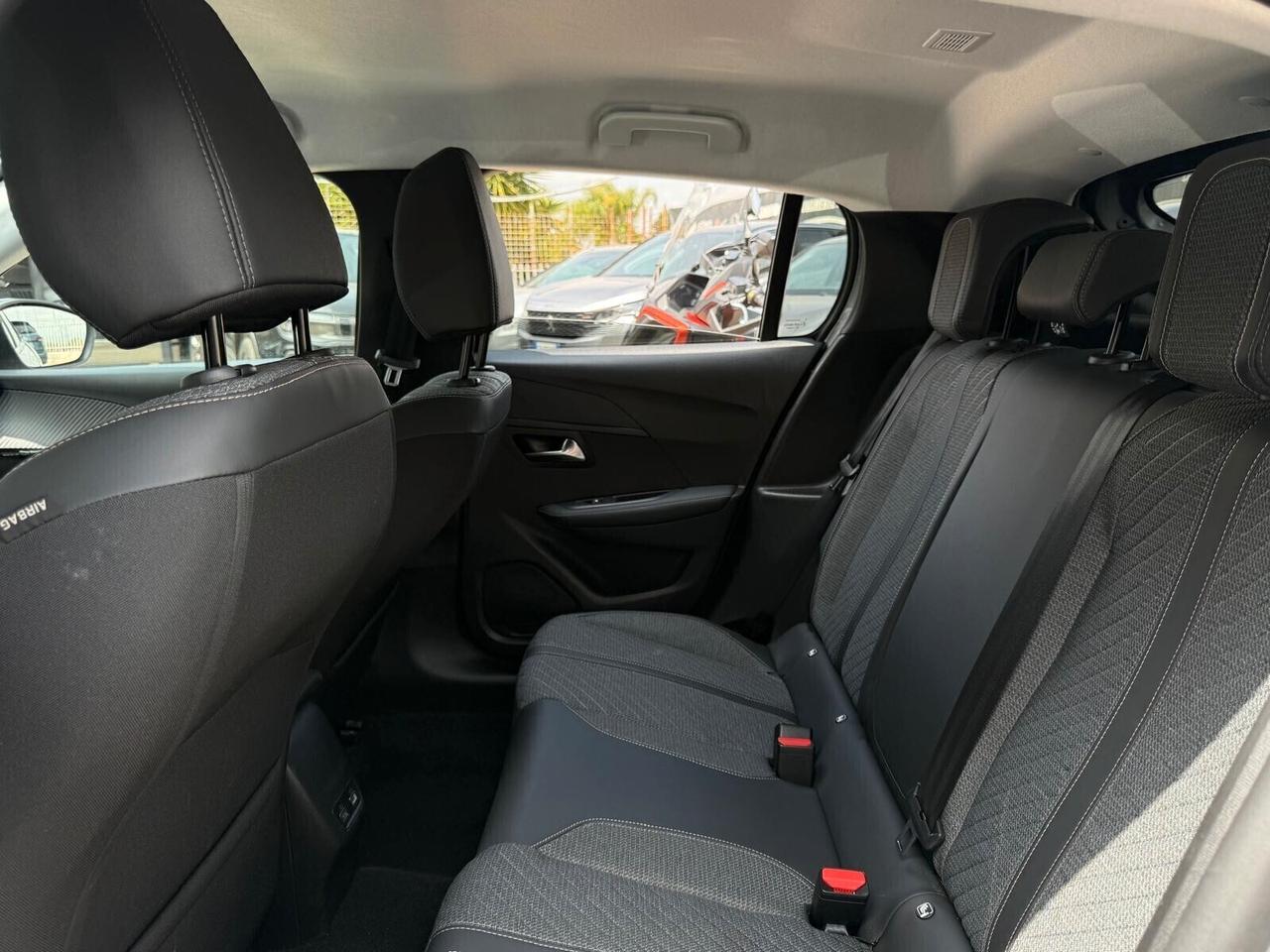 Peugeot 208 1.2 BENZINA 2025 100 Stop&Start Allure 28000KM