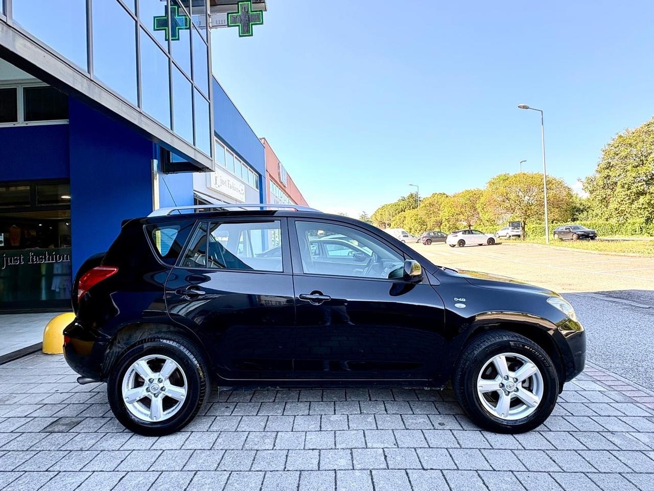 Toyota RAV 4 RAV4 2.2 D-4D 136 CV