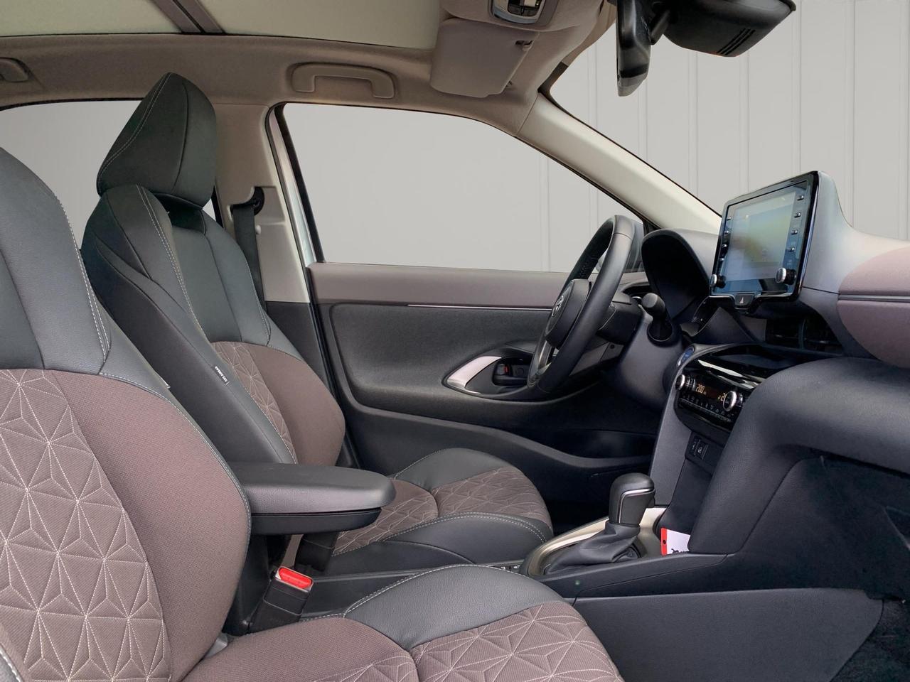 Toyota Yaris Cross 1.5h Lounge awd-i 116cv e-cvt