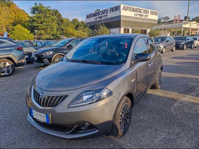 LANCIA Ypsilon III 2021 - Ypsilon 1.0 firefly hybrid Gold s&s 70cv 5p.ti