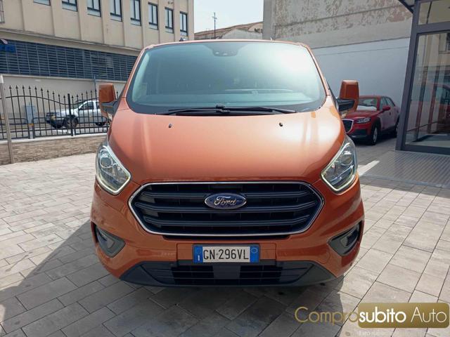 FORD Transit Custom 320 2.0 EcoBlue 6 POSTI 130 PC Combi + IVA 22%