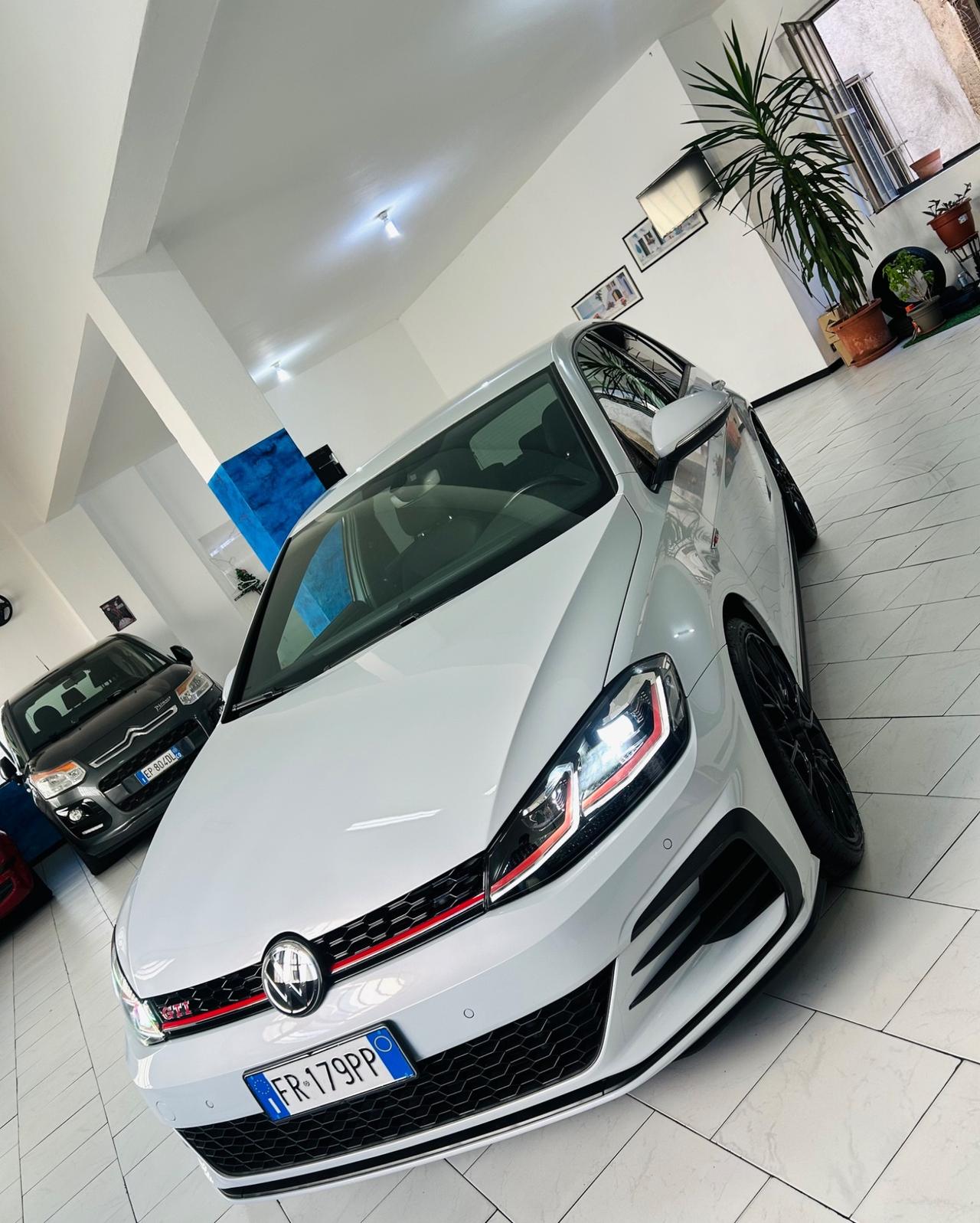 Volkswagen Golf GTI Performance 2.0 245 CV TSI DSG 5p. BMT