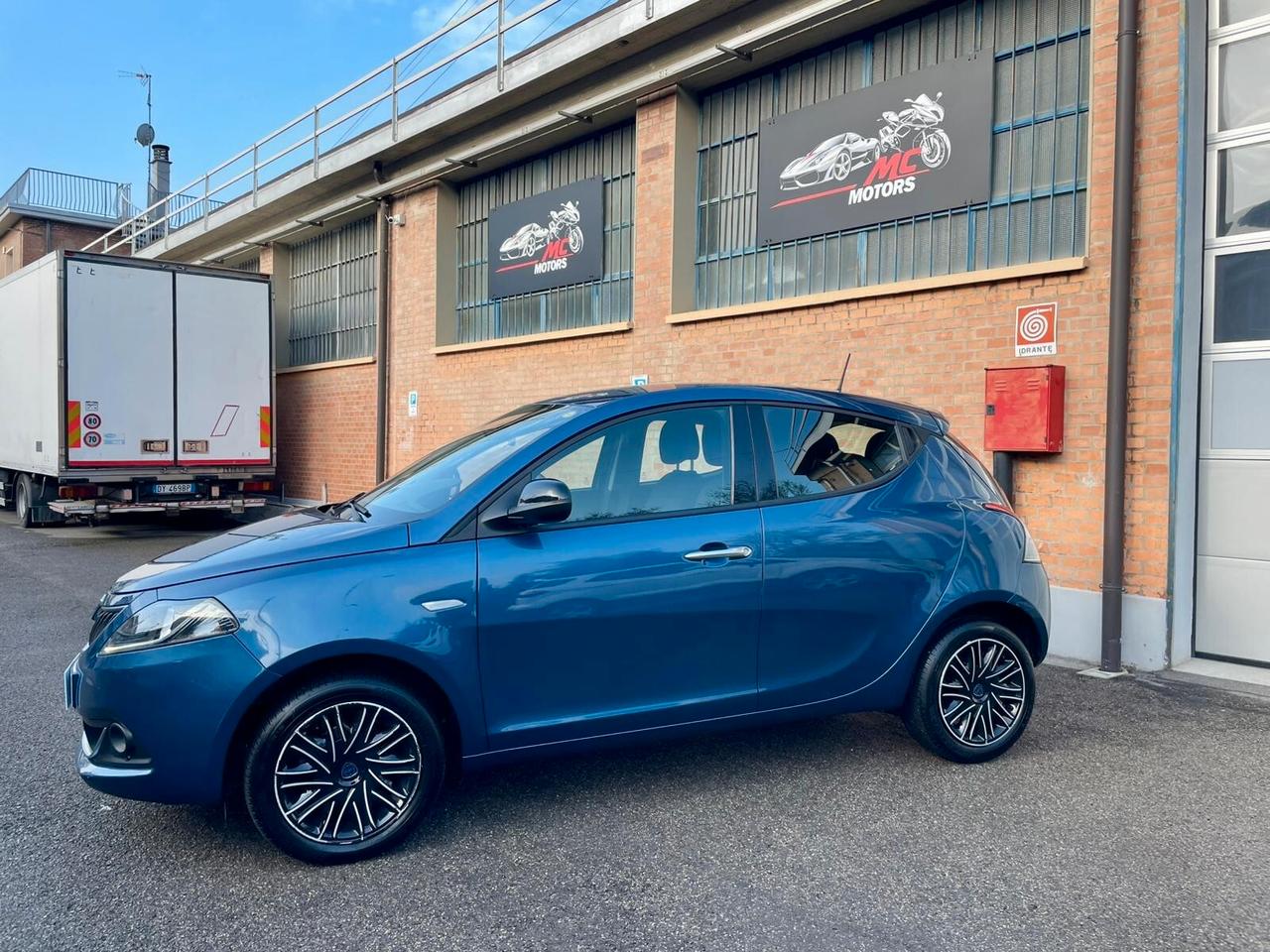 Lancia Ypsilon Hybrid - UNICO PROPRIETARIO- TAGLIANDI TUTTI RETE UFFICIALE