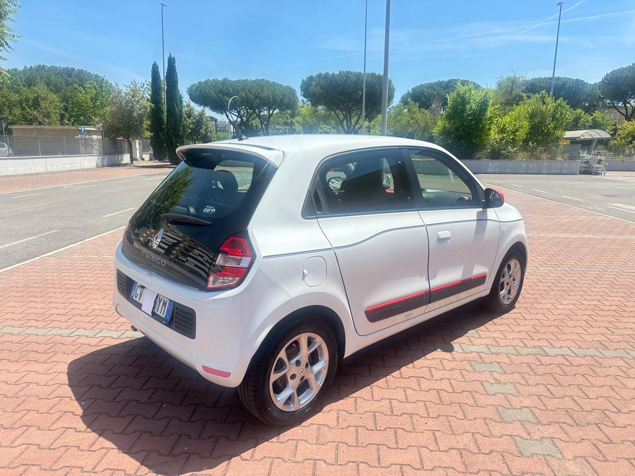 Renault Twingo 1.0 SCe Intens